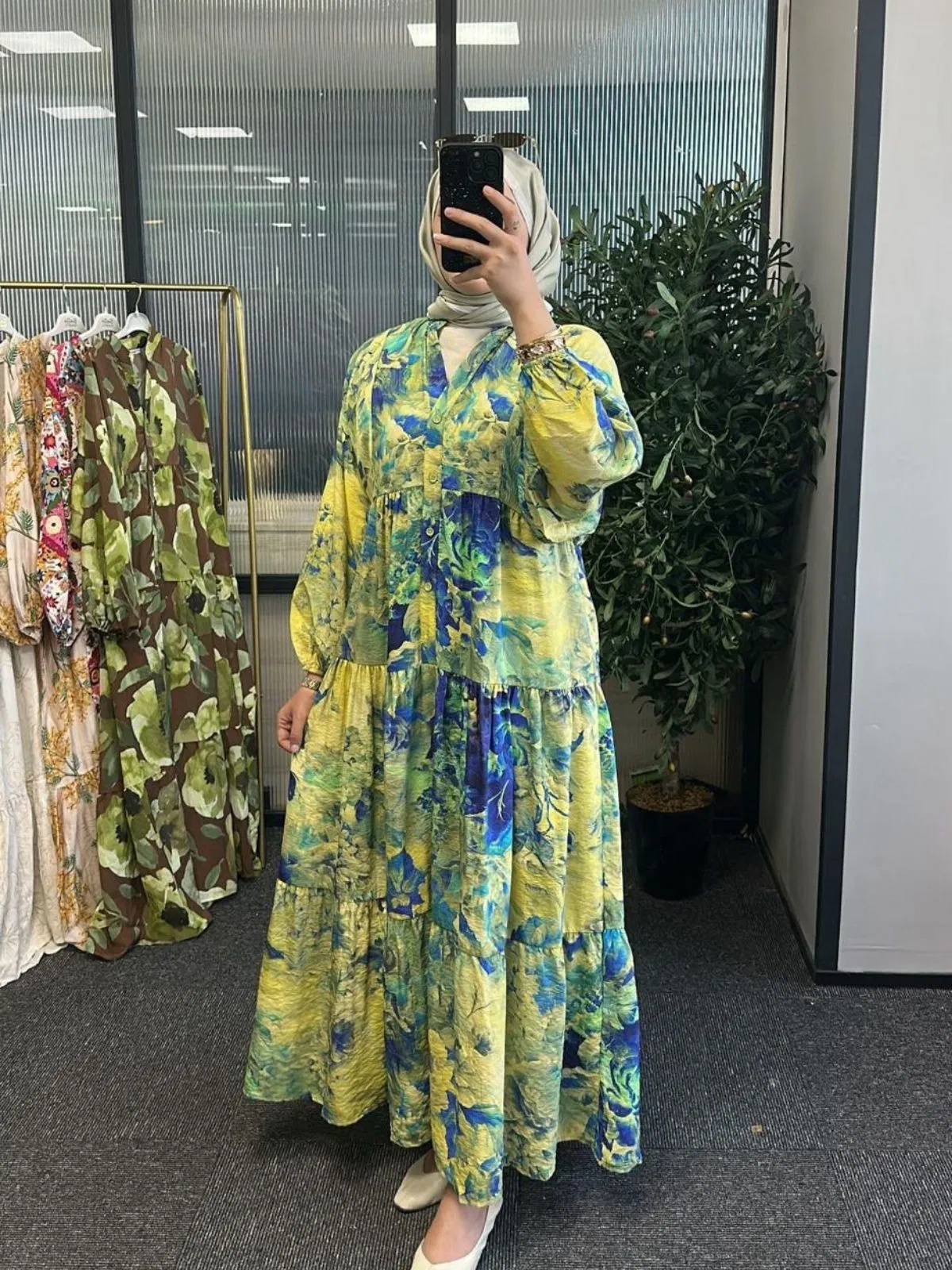 Tropik Rüya Katlı Maxi Elbise – Sarı